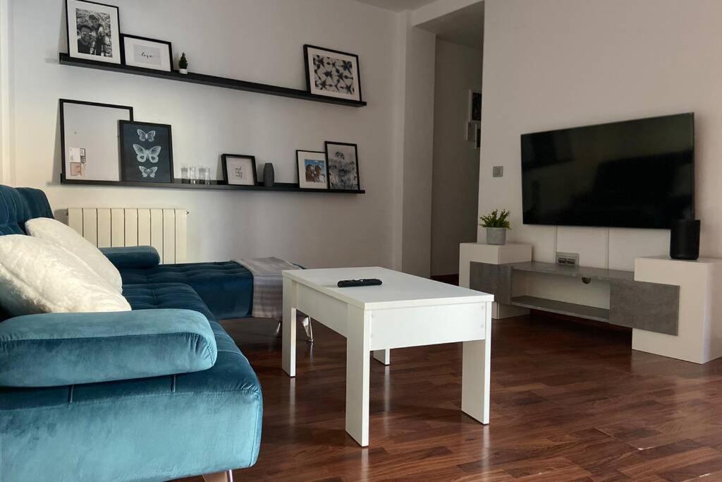 Apartamento Con Gran Jardin Privado Lejlighed Figueres  Eksteriør billede